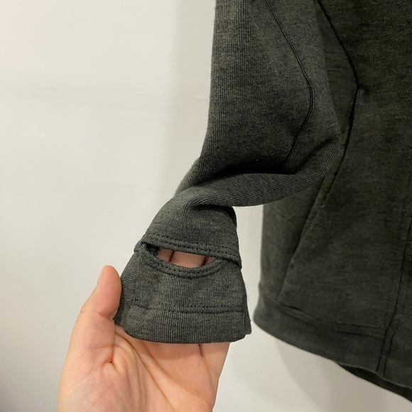 Nike Tech Fleece Cape Jacket Olive Green Hooded Sportswear Asymmetrical Zip M - Picture 6 of 15